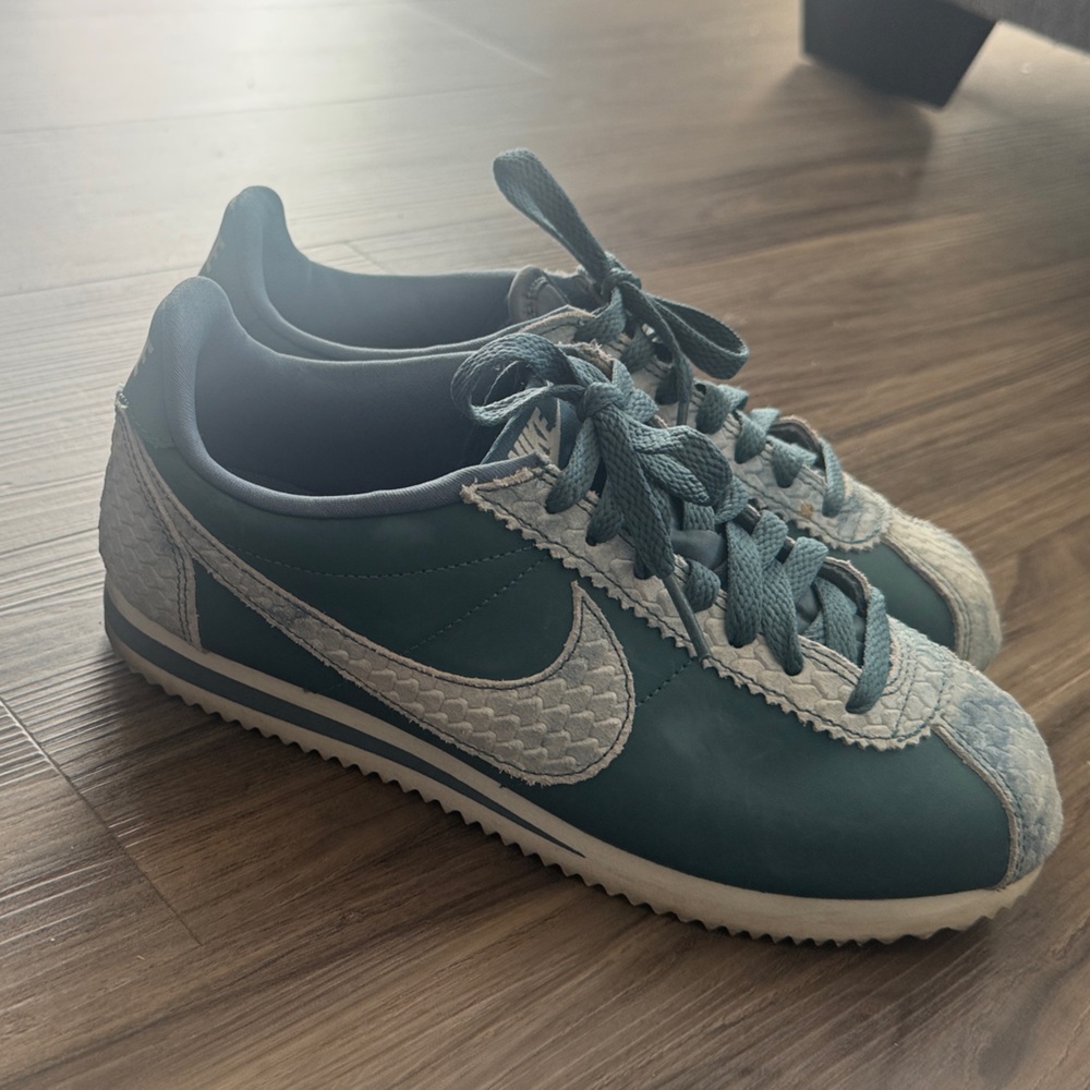 Nike Teal and Gray Sneakers with White Details